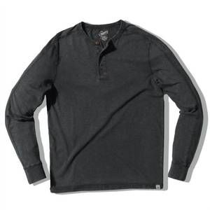 NEW GRAYERS hewitt garment dyed henley in washed black
